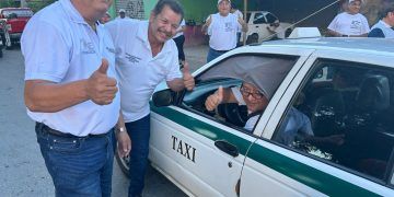 Los taxistas de Cancún contribuyen a mantener la economía en movimiento: Rubén Carrillo