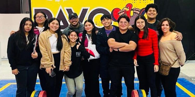 Cierre triunfal de los pesistas benitojuarences en el Torneo del Pavo en San Luis Potosí