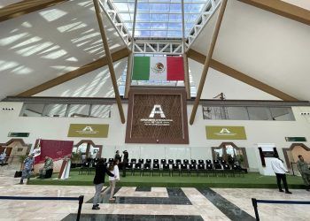 Detalles del Aeropuerto Internacional Felipe Carrillo Puerto