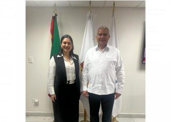 Productiva reunión de Estefanía Mercado y el fiscal, Raciel López Salazar