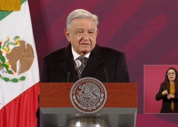 Desestima AMLO acusaciones de vínculos de su hijo con proveedores de servicios