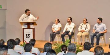 Cozumeleños ven en José Luis Chacón Méndez amplias posibilidades de ir por la presidencia municipal