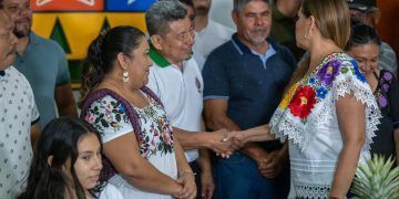 Se reúne Mara Lezama con productores que participan en misión comercial para la exportación de productos del campo quintanarroense