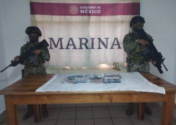 Marina asegura paquetes conteniendo en su interior cocaína en Playa del Carmen, Quintana Roo