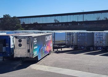 La caravana mexicana afronta el último tramo para llegar a los Ángeles
