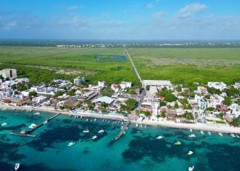 Trabajamos en la transformación de Puerto Morelos con la rehabilitación del muelle principal: Mara Lezama