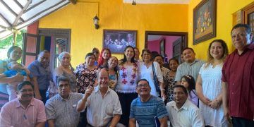 Estefanía Mercado se reúne con integrantes de asociaciones religiosas