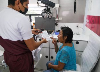 Anuncia Mara Lezama unidades médicas móviles en Chunhuhub, Francisco Uh May y Calderitas