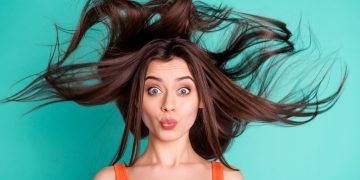 Día mundial del pelo: rutina de limpieza rápida y efectiva para tu melena