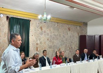 Sector laboral exige a presidenciables soluciones a la crisis de vivienda económica