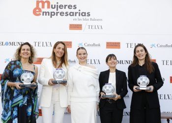 Encarna Piñero reconocida como Mejor Directiva en la V Edición de los Premios Mujeres Empresarias