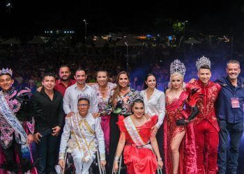 «El Carnaval Nos Une» Cancún 2024: Una Celebración de Alegría y Tradición