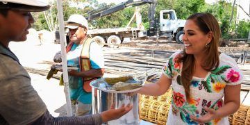 Mara Lezama Supervisa Avances en el FARO de Chetumal y Celebra el Día de la Candelaria con Trabajadores