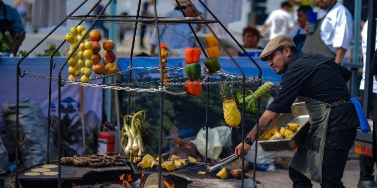 Con gran éxito, Mara Lezama inaugura el Tercer Festival Gastronómico del Caribe Mexicano en Puerto Morelos