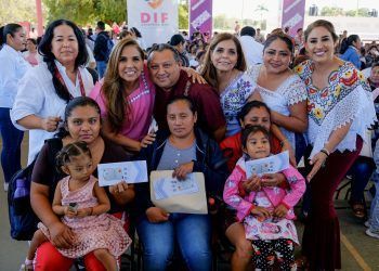 Mara Lezama Empodera a Más de 3,000 Mujeres en José María Morelos con «Mujer Es Poder»