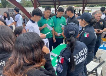 La #SSC se acerca a estudiantes del CONALEP plantel 1 para fortalecer la seguridad y la confianza.