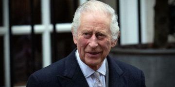 El Rey Carlos III Diagnosticado con Cáncer: Un Momento de Unidad y Apoyo
