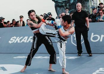 Playa del Carmen se Ilumina con la Emoción de Karate Combat