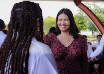 Promoveremos más becas para las y los estudiantes: Anahí González