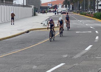 Cumplen atletas quintanarroenses en la eliminatoria Macro Regional de triatlón, duatlón y acuatlón