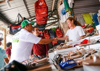 Juan Carrillo Promete Apoyo Económico para Mujeres de 60 a 64 Años en Cozumel