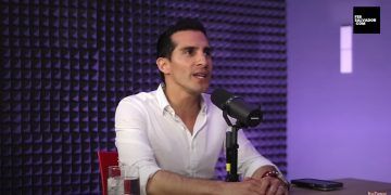 Claudia Sheinbaum sorprende a Rommel Pacheco durante grabación de podcast