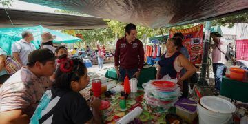 GINO Segura Refuerza Campaña en Cancún con Visitas a Tianguis y Recorridos Casa por Casa