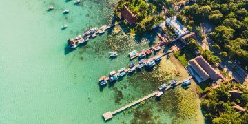 Bacalar e Isla Mujeres destacan como joyas del Caribe Mexicano en el Tianguis Turístico de México 2024