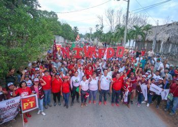 Kantunilkín demuestra el cariño por Nivardo Mena