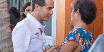 Diego Castañón Propone un Enfoque de «Más Territorio, Menos Escritorio» en Visita a Tumben-Kaa