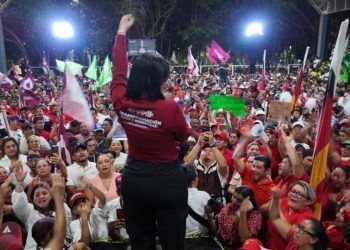 Estefanía Mercado Lanza Campaña en Solidaridad Prometiendo Unidad y Transformación