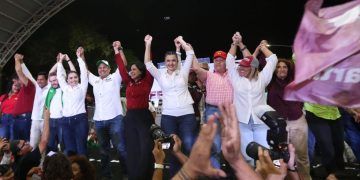 Juan Carrillo Apoya a Estefanía Mercado para un Cambio Profundo en Solidaridad