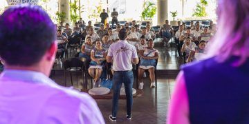 Diego Castañón Promete Empoderamiento Femenino en Tulum en Encuentro con la CROC