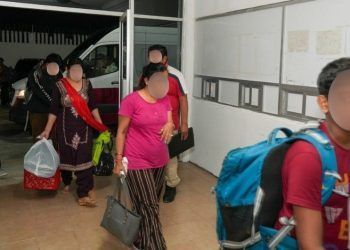 Rescate de 76 Migrantes en Isla Mujeres por Autoridades de Quintana Roo