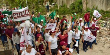 Vecinos de Cristo Rey y Villas Riviera Apoyan a Estefanía Mercado en su Campaña para Transformar Solidaridad