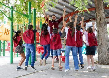 Eric Arcila Comprometido con el Bienestar y Desarrollo de los Niños de Cancún