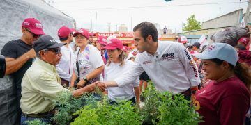 Las calles de Chetumal se pintan de guinda con Gino Segura