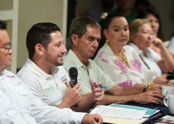 Renán Sánchez Fortalece Alianzas con Organizaciones Civiles en Cozumel