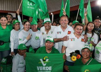 Gran muestra de respaldo en Lázaro Cárdenas hacia Juan Carrillo y la 4T