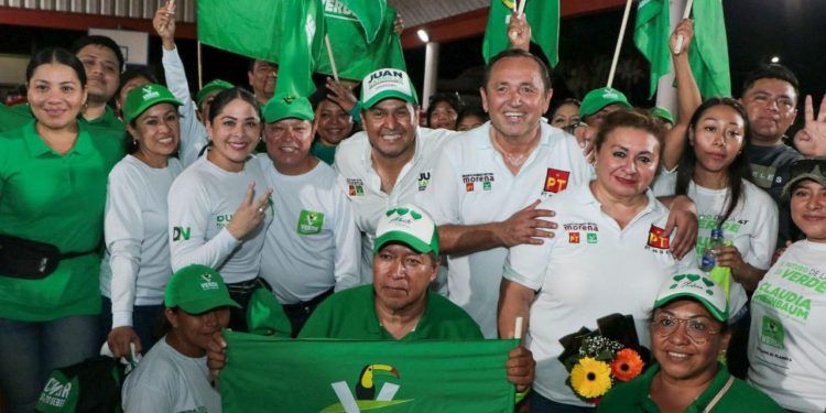 Gran muestra de respaldo en Lázaro Cárdenas hacia Juan Carrillo y la 4T