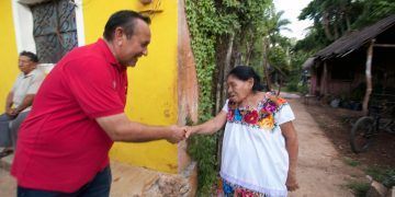 Nivardo Mena se Compromete a Eliminar el Rezago en Infraestructura en Lázaro Cárdenas