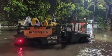 Ejército Mexicano Apoya a la Población Civil Durante la Aplicación del Plan DN-III-E en el Estado de Q. Roo
