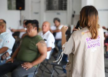 IMOVEQROO e IQM unen esfuerzos y capacitan a operadoras y operadores del servicio público de transporte