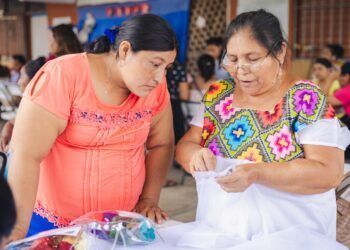 Ayuntamiento de Tulum activa curso de bordado artesanal