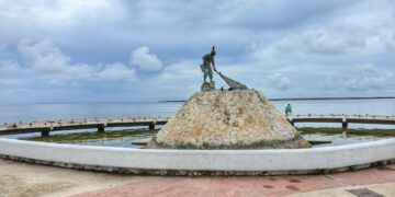 Renovarán el puente de la emblemática Fuente del Pescador en Chetumal
