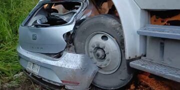 Tragedia en las curvas de José María Morelos: Dos víctimas mortales