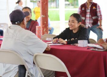 Llevan jornada de «Ayuntamiento en tu comunidad» a La Unión