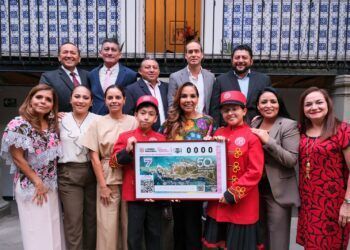Devela Mara Lezama billete de Lotería Nacional por 50 años de Quintana Roo