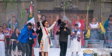 ¡Hoy es un día histórico para México! A partir de hoy la transformación de México tiene rostro de mujer: Mara Lezama