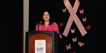 Un paso más en la batalla contra el cáncer de mama; 350 mujeres podrán realizarse una mamografía, anuncia Estefanía Mercado.
